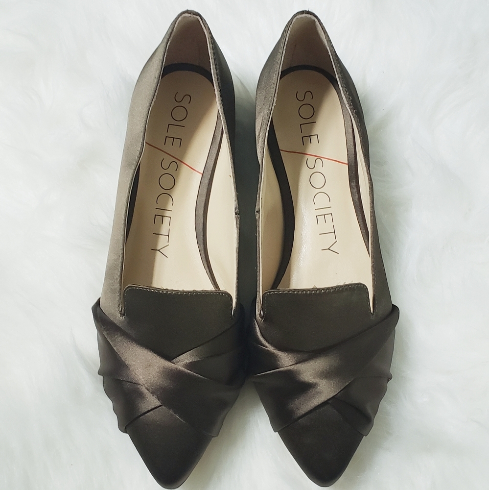 NEW Sole Society Hunter Green Silk Flats 6…